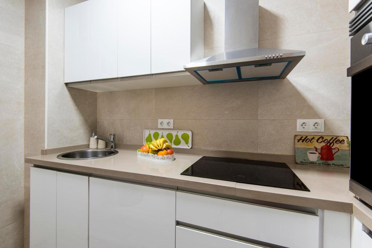 Beachfront Apartment Puerto Marina Беналмадена Екстериор снимка